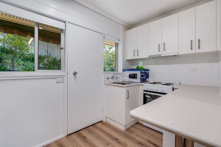 Retirement Style Living In A Convenient Albury Location - Photo 5