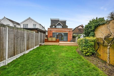 Four-Bedrooms Detached House - Photo 4