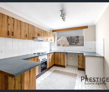 Modern Family Townhouse! - Photo 6