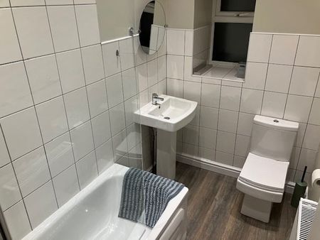 1 Bed Flat, Portland Crescent, M13 - Photo 5