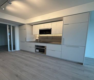 For Lease - 1 Fairview Road Unit# 517, Mississauga, Ontario - Photo 3