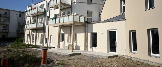 Himmlischer Dachtraum mit Fußbodenheizung und exklusivem Bad im Erstbezug! Lift! - Foto 1