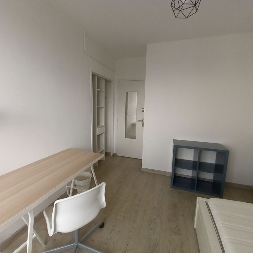 Location Maison 1 pièce 66m² RENNES 35000 - Photo 1