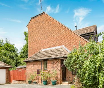 Honeymead, Welwyn, Hertfordshire, AL6 0EG - Photo 1