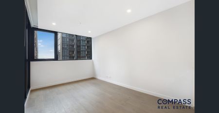 TAKE A STEP INTO LUXURY! - Photo 4