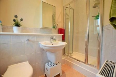 4 bedroom townhouse to rent - Photo 4