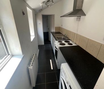 1 bedroom flat to rent - Photo 6