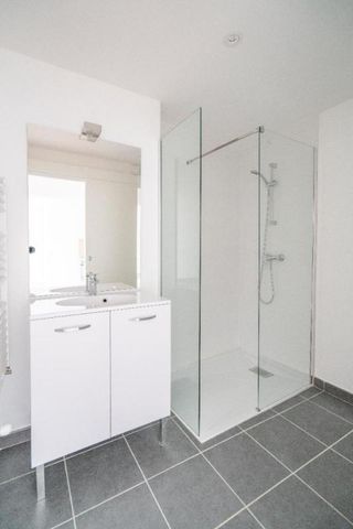 Location Appartement 2 pièces 43m² TOURS 37000 - Photo 5