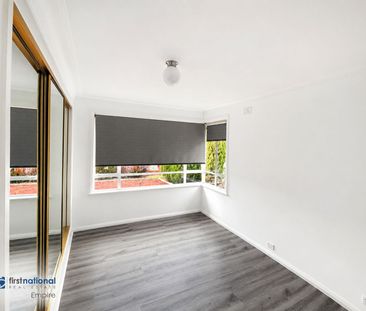 Spacious Family Home with Separate Studio, Double Garage & Generous... - Photo 3