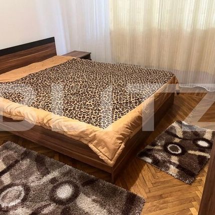 Apartament 2 camere semidecomandat pe Nanterre - Fotografie 1