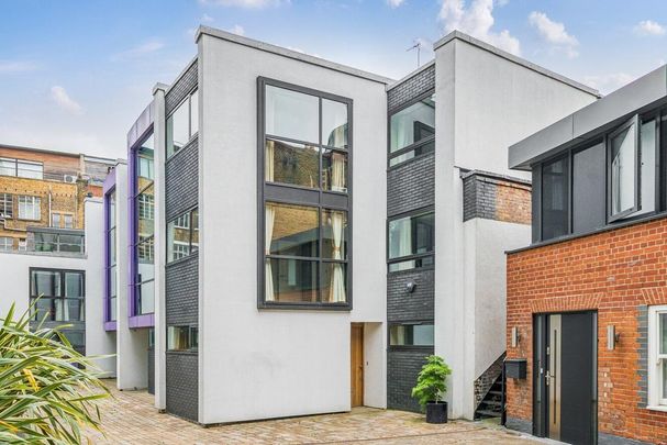 4 bedroom semi-detached house to rent - Photo 1