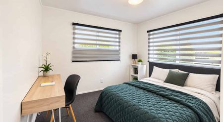 Spacious 3-Bedroom Family Home - Photo 4