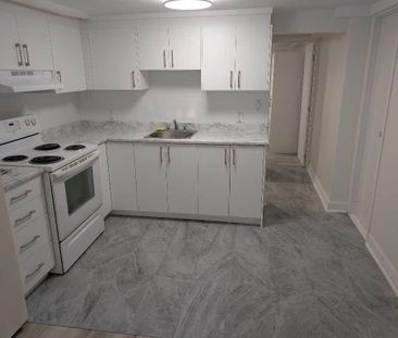 3 ½ À LOUER – FRAÎCHEMENT RÉNOVÉ - Photo 2