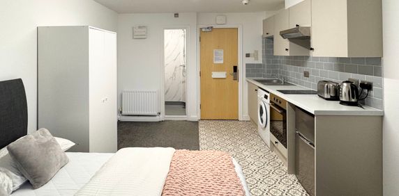 Flat 5, Samara Plaza, LS2 9DU, Leeds - Photo 2