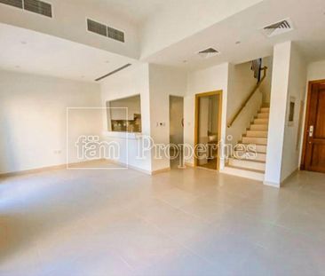 Spacious Community/3 Bedroom For Rent/Call now - Photo 2