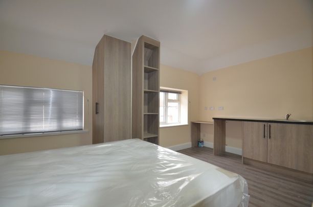 1 bedroom Property to rent - Photo 1