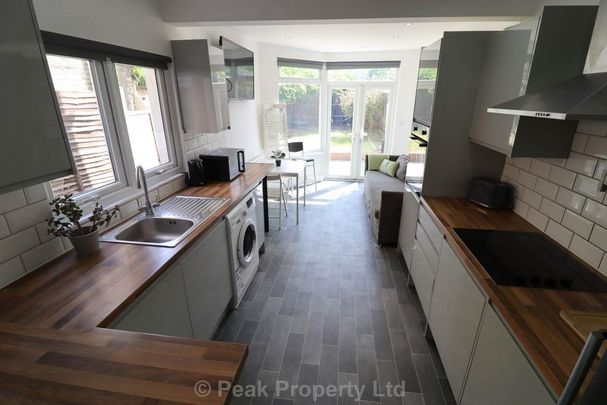 5 bedroom house share to rent - Photo 1