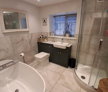 3 bedroom end of terrace house to rent - Photo 5