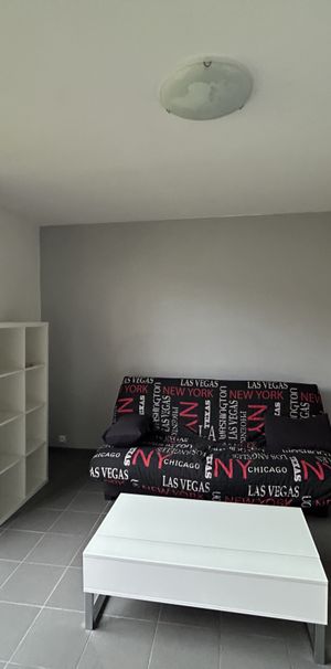 Location Appartement 1 pièce 27m² TROYES 10000 - Photo 1