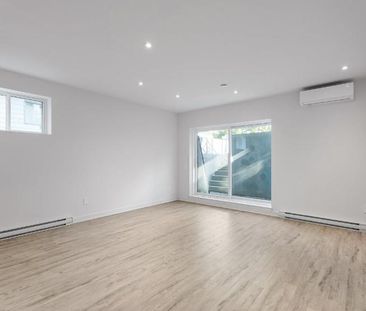 Nouveau 5 1/2 à louer — à deux pas du R.E.M. Deux-Montagnes! - Photo 2