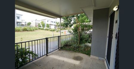 Walk to Calamvale Marketplace - Photo 5