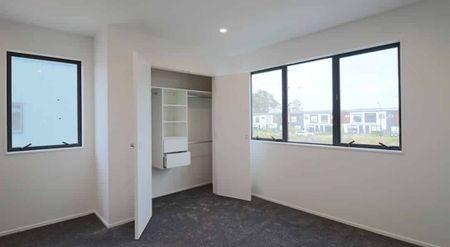 Takanini 3 Bedroom 2 Bathroom Town House - Photo 4