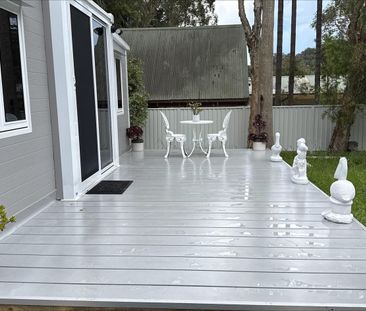 Brand New 1-Bedroom + Study Cabin with Deck – Walk to Brookl - Photo 5