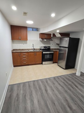 For Lease - 10 Willow Landing, Markham, Ontario - Photo 3