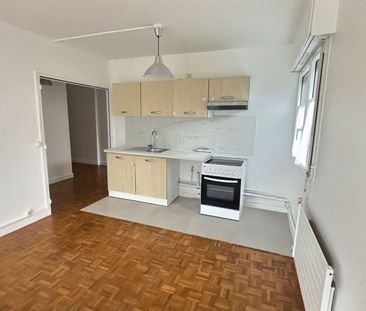 Location Appartement 2 pièces 45m² - Photo 2