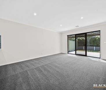 3/10 Campbell Street, Queanbeyan NSW 2620 - Townhouse For Rent | Do... - Photo 4