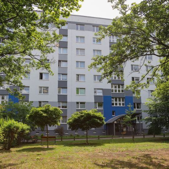 Großzügige Singlewohnung in bester Lage und mit Riesenbalkon - Photo 1