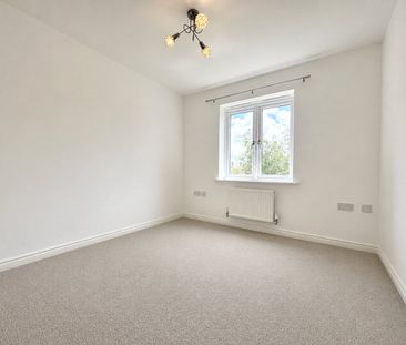 3 bedroom house to rent Avocet Road, Wixams, Bedford, Bedfordshire,... - Photo 1