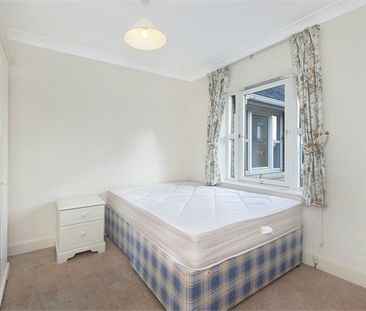 Windsor Court, King And Queen Wharf, London, SE16 5SJ - Photo 6