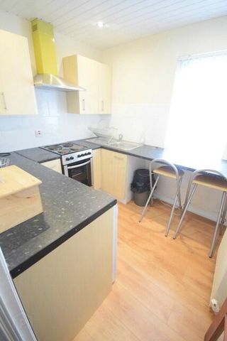 41a Omeath Street, BT68ND, Belfast - Photo 5