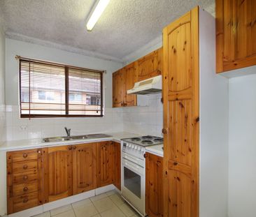 6 MONTH LEASE - Photo 2