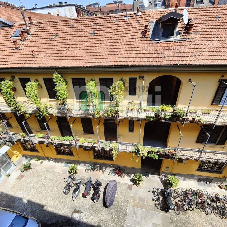 Via Alessandria, Milano, Lombardy 20144 - Photo 1