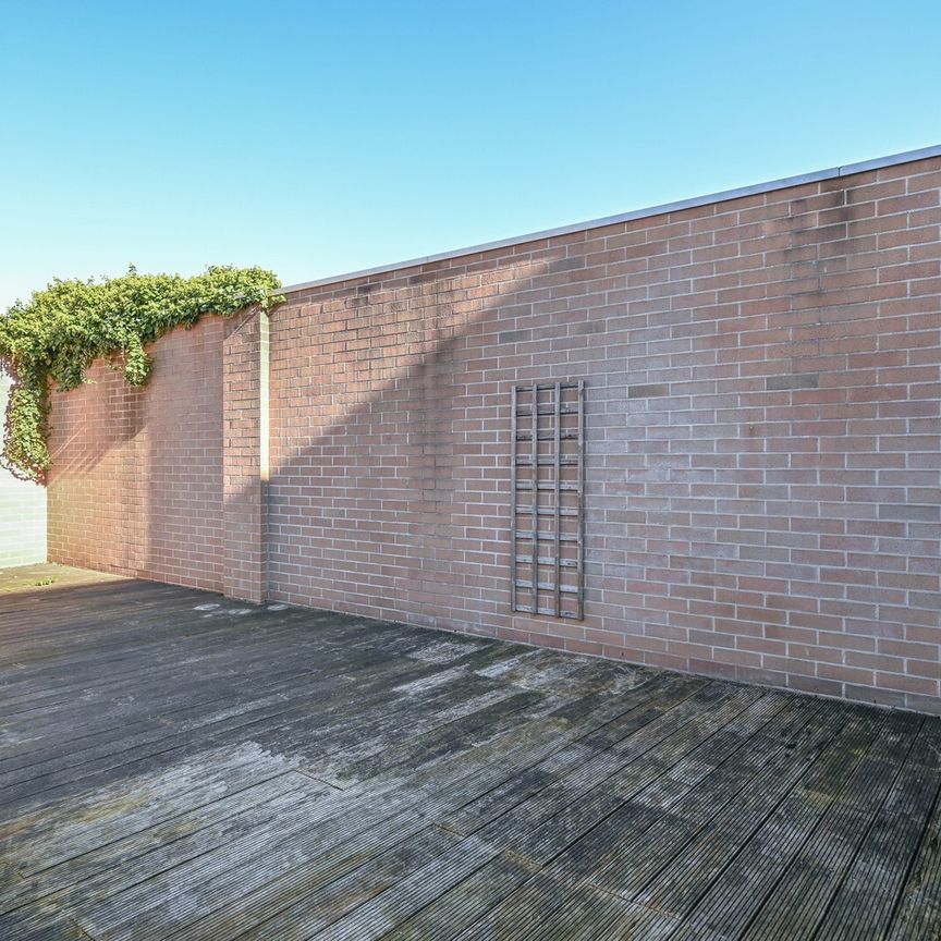 Verzorgde woning in centrum Oostrozebeke - Foto 1