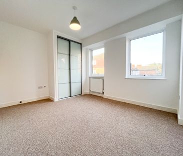 2 bed flat to rent in Mulberry House, Osborne Road, Wokingham, Berk... - Photo 3