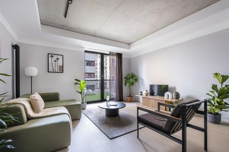 Kampus, Piccadilly - Photo 3