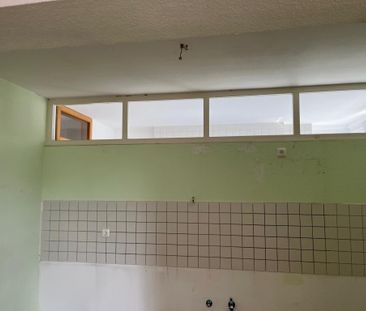 Helle Zwei-Zimmer-Wohnung im 4. OG ab sofort zu vermieten! - Foto 2