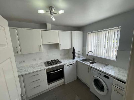 Kesteven Road, West Bromwich, B71 - Photo 1