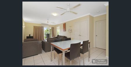 Fully Furnished Inner City Unit - Photo 2