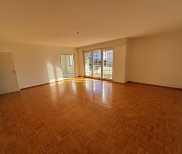 "Wohnung mit zwei Balkonen in grüner, ruhiger Umgebung" - Foto 1