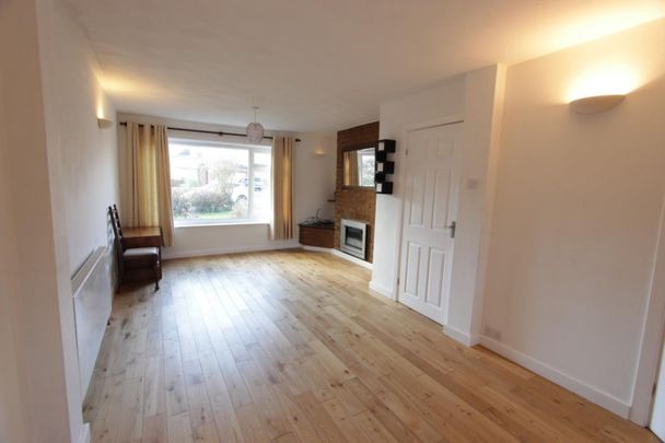 3 bedroom House To Let Total Size: 1314 SQ FT - Photo 1