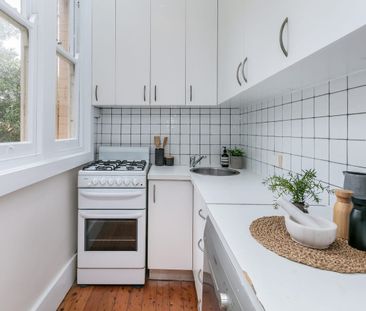 Preserving the Magic of 1930 - Photo 5