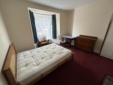 6 bedroom house to rent - Photo 4