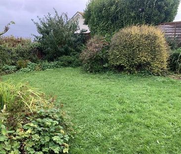 Knights Meadow, Carnon Downs, TR3 - Photo 1