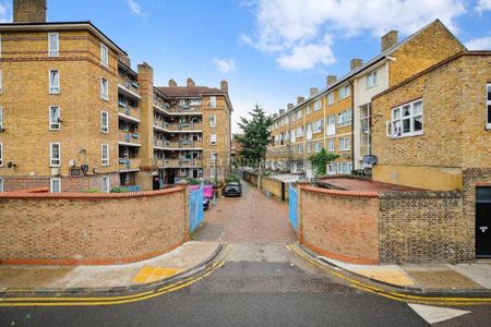 Corry House, Wades Place, London, E1 - Photo 2