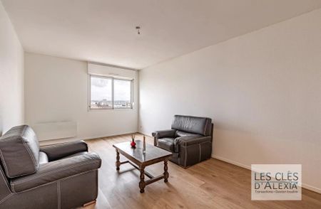 Location Appartement 3 pièces 69m² LYON 8ème - Photo 2