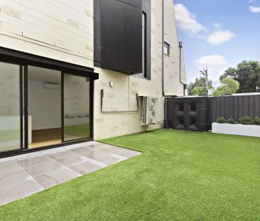 Unit 2/1 Winton Street, Burwood. - Photo 5